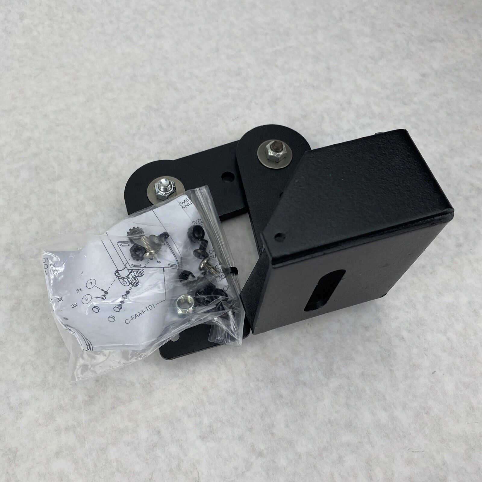 Havis C-FAM-105 Installation Flex Arm Mount DEVMT UNVMT FLEX INSE 13-16