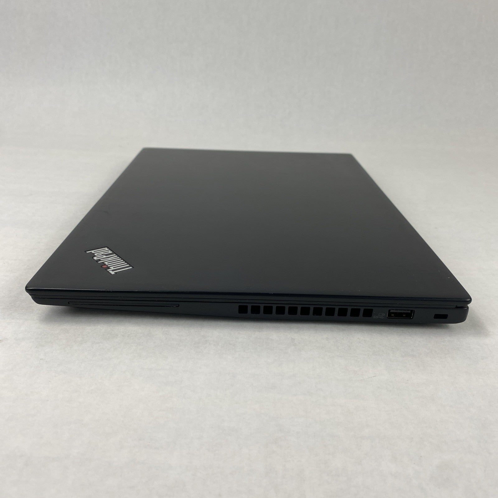 Lenovo ThinkPad T490s Core i5-8365U 1.60 GHz 8GB RAM 14" No Battery No HDD No OS
