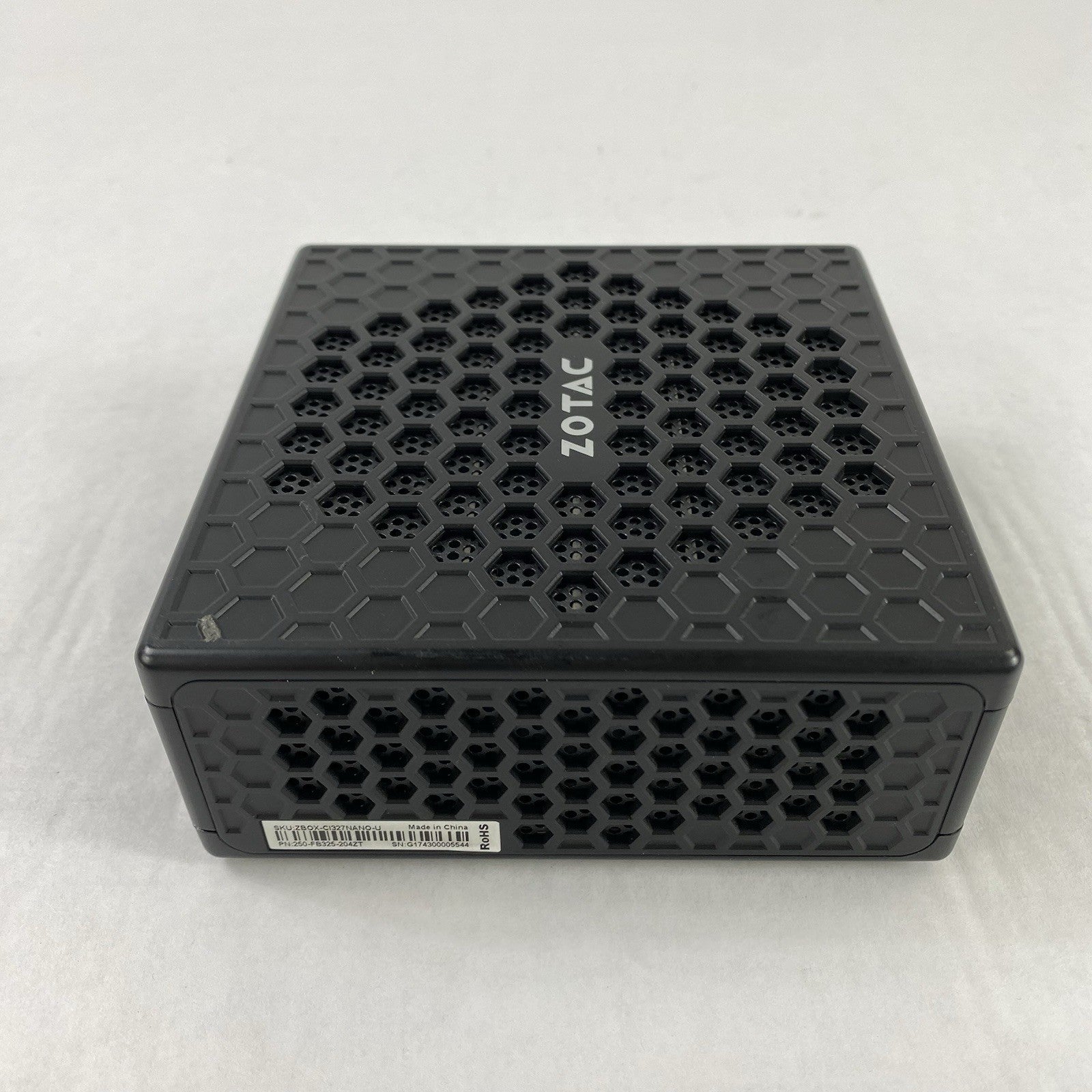Zotac ZBox-C1327NANO Micro Intel Celeron N3450 1.1 GHz 8 GB RAM No HDD/OS/AC3