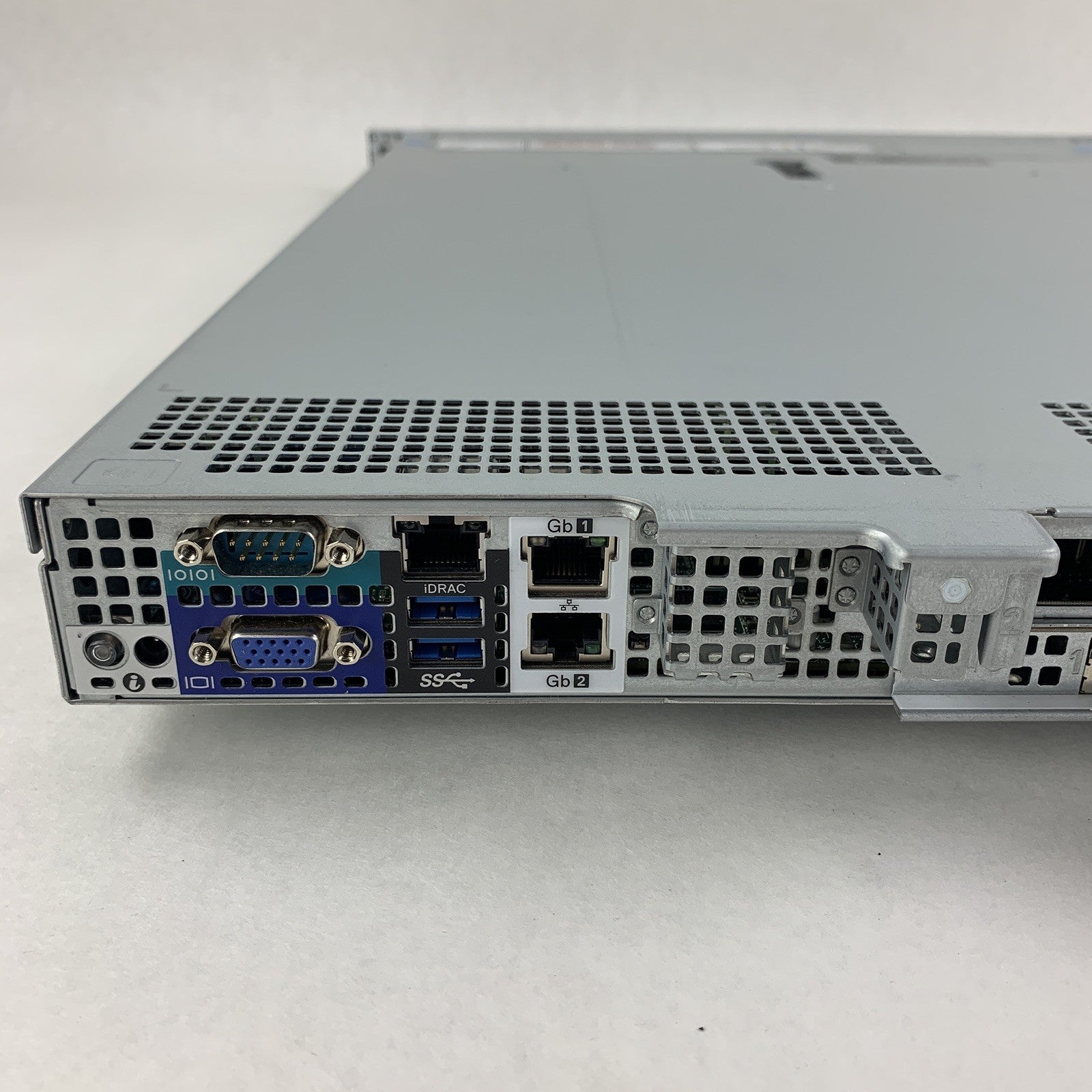 Dell PowerEdge R440 2x Xeon Silver 4110 2.1 GHz 128 GB RAM No HDD NO OS