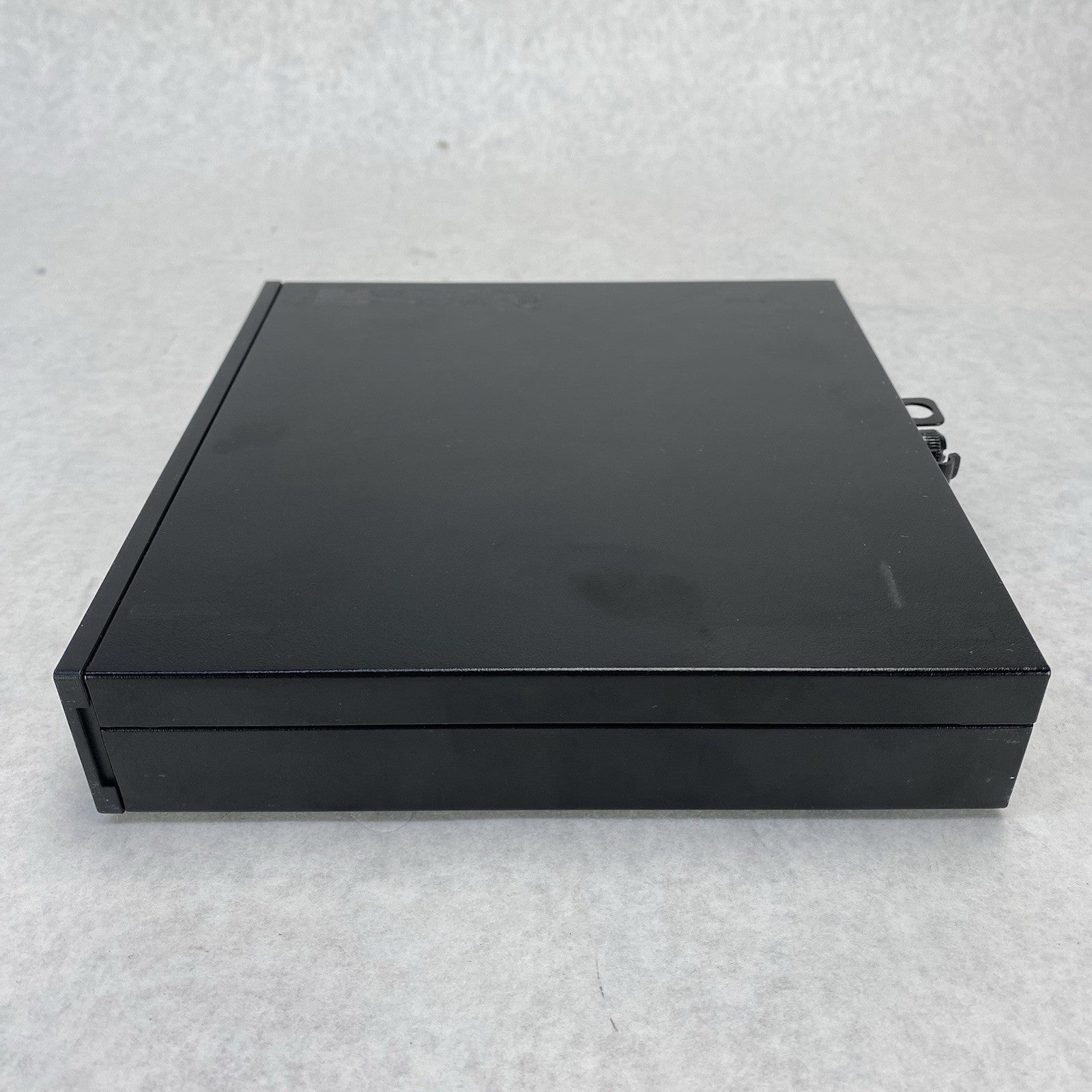 Dell OptiPlex 7050 Micro Intel Core i7-6700 3.4GHz 8GB RAM No HDD/OS/Power Cord