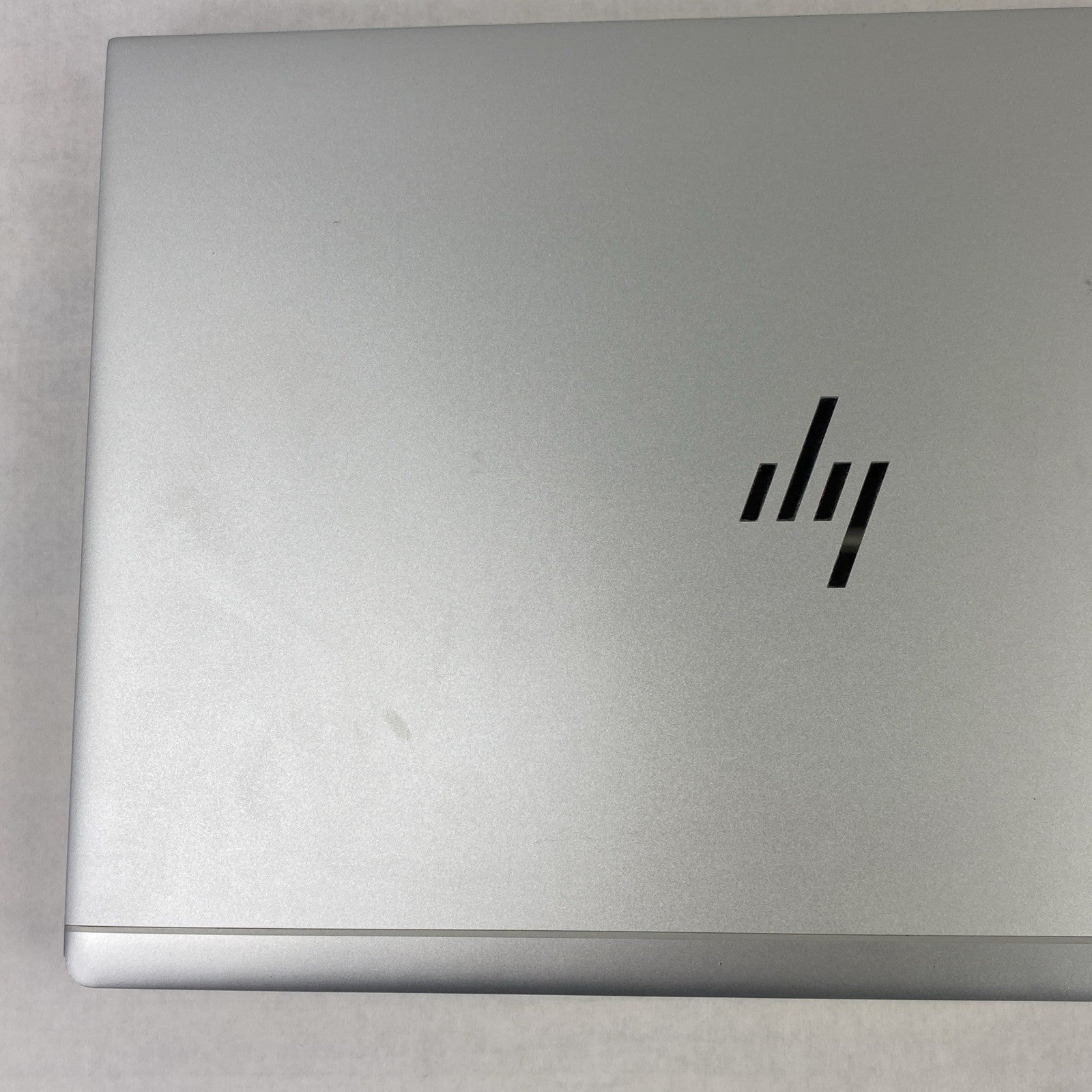 HP EliteBook 850 G6 Intel Core i5-8365U 1.60 GHz 8 GB RAM 15.6" No HDD No OS