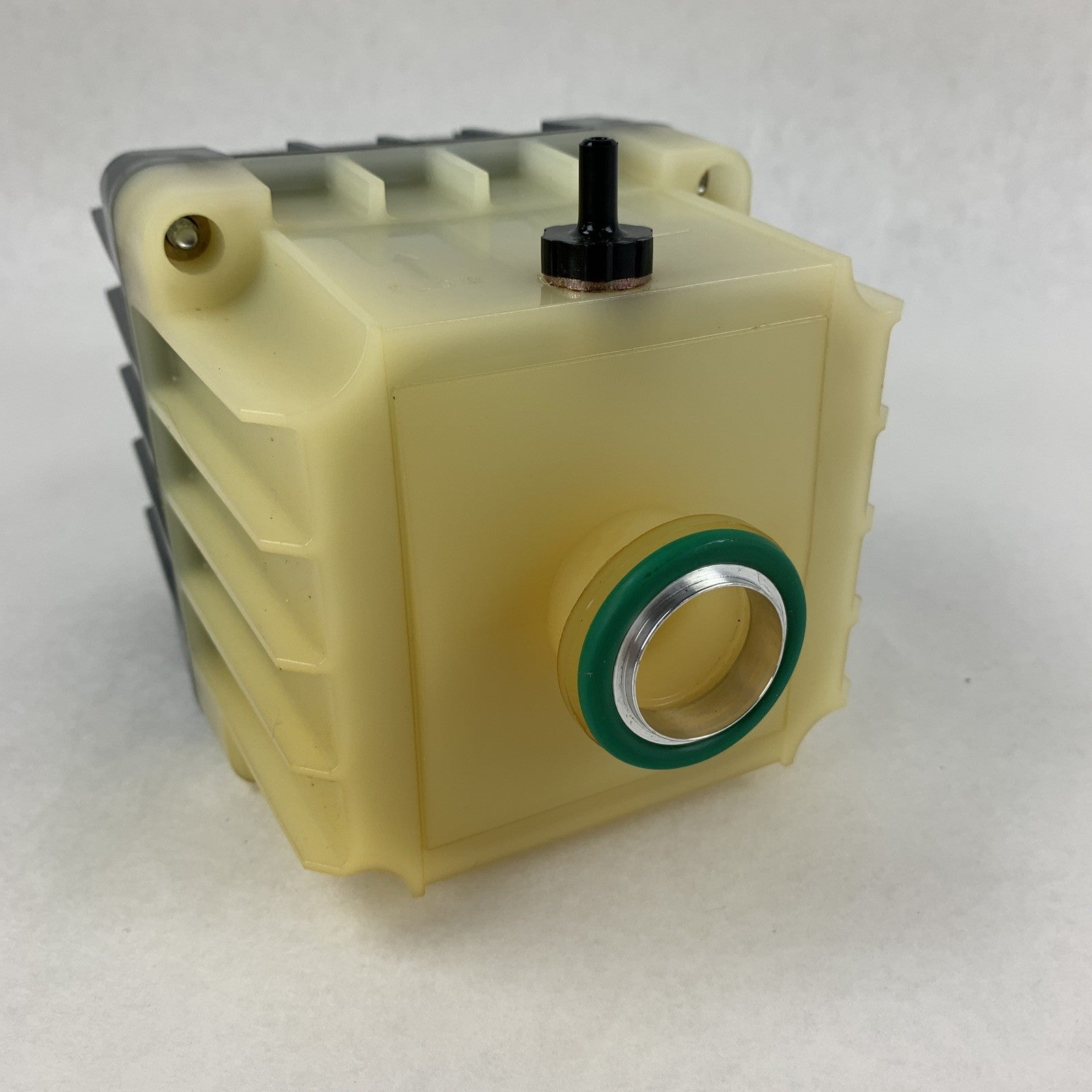 Edwards EMF20 Vacuum Pumps Vacuum Oil Mist Filter & Odor Filter Element Drained