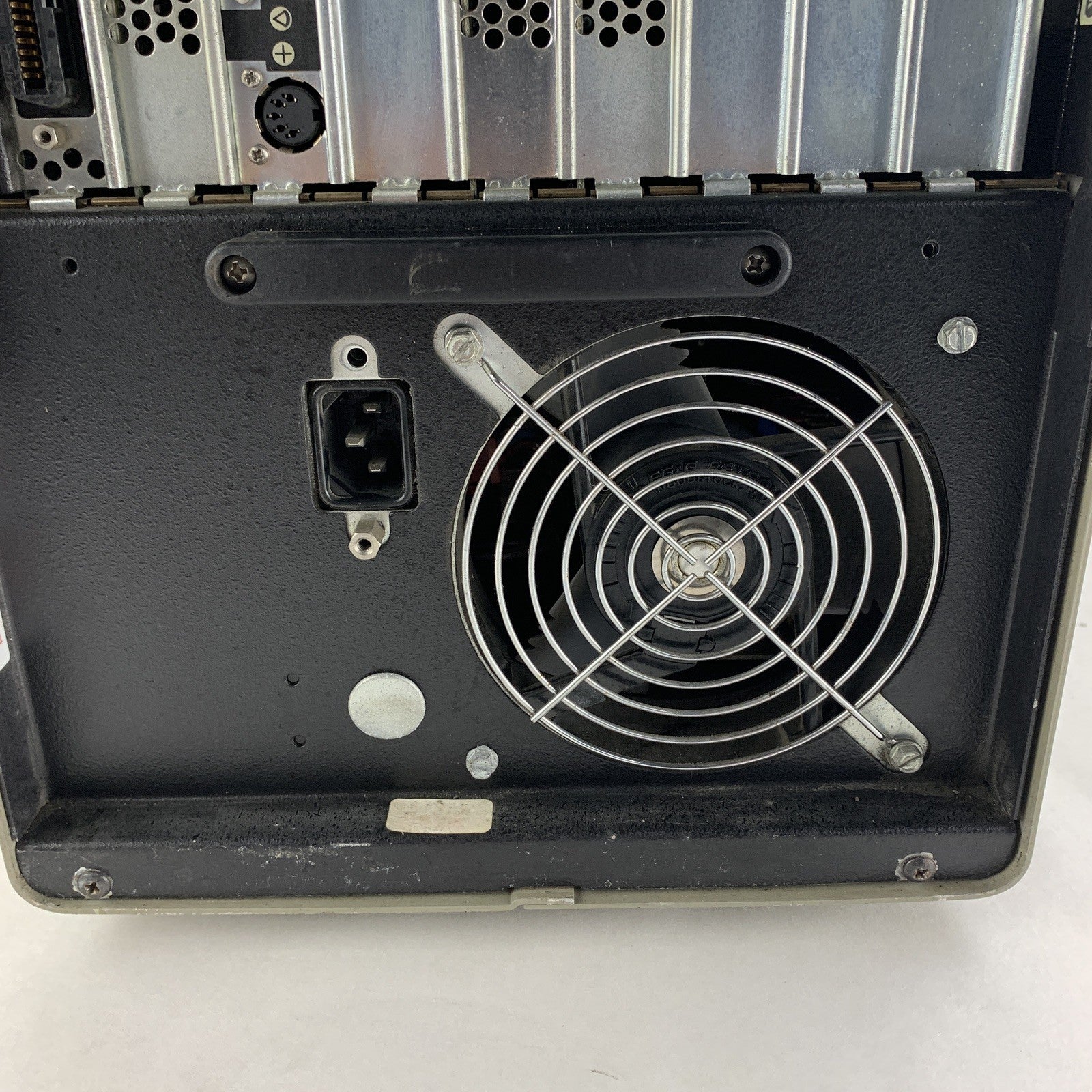 Wang PC-XC2-2 Computer Desktop Tower Powers On No OS No HDD