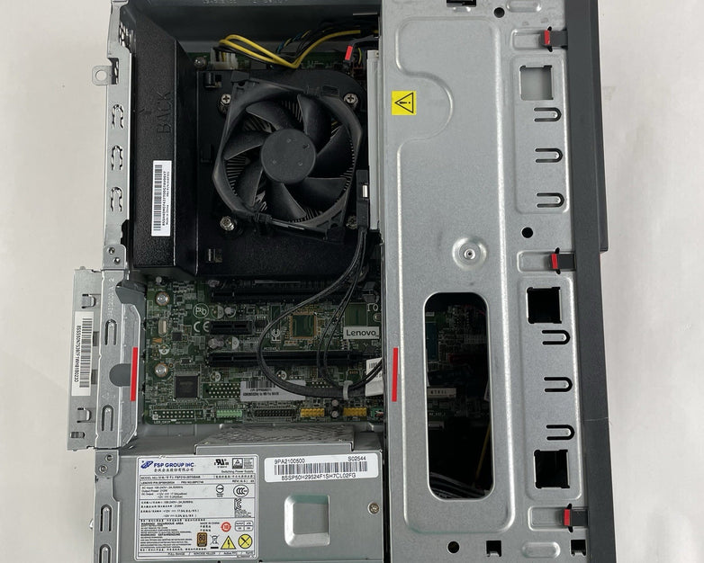 Lenovo ThinkCentre M900 SFF i5-6500 3.20 GHz 8 GB RAM No HDD/OS