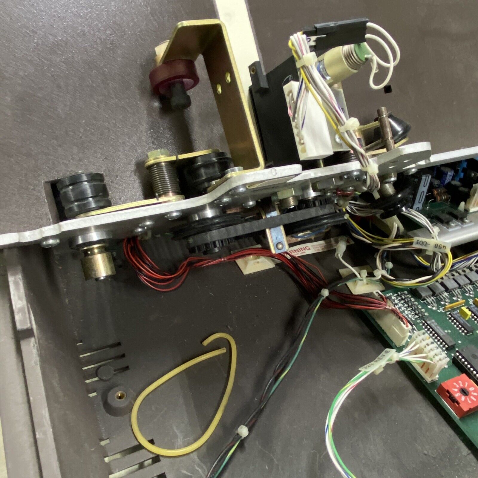 44003148