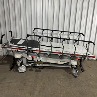 Stryker 1001 IPX2 Pedal Hydraulic Stretcher Deteriorated Rubber Wheels No Bed