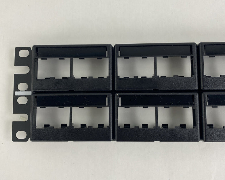 Panduit CPPL48WBLY Patch Panel Mini-Com Rack Mt 48 Port