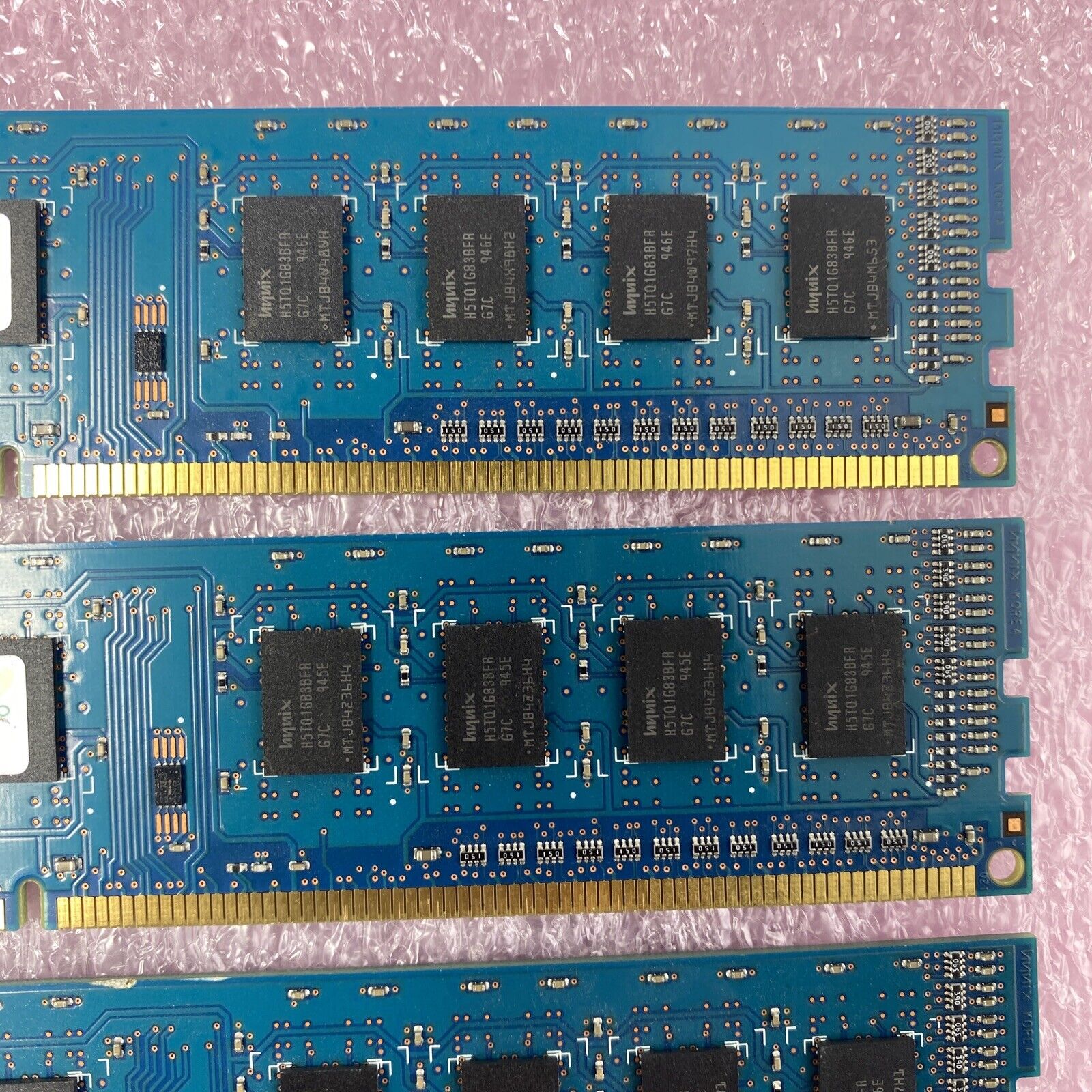 1GB Hynix HMT112U6BFR8C-G7 1Rx8 PC3-8500U DDR3 Non-ECC Desktop RAM (Lot of 10)