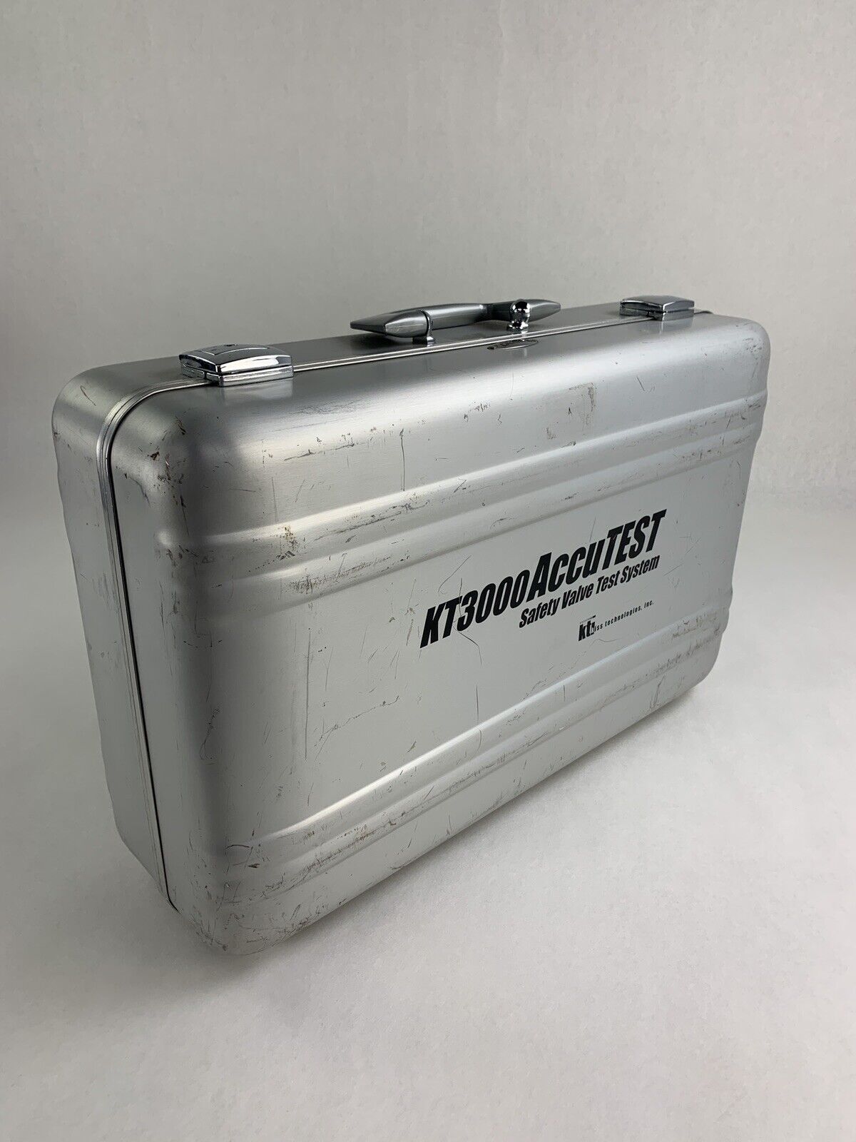 Kiss Technology KT3000AccuTEST Safety Valve Test System Powers On