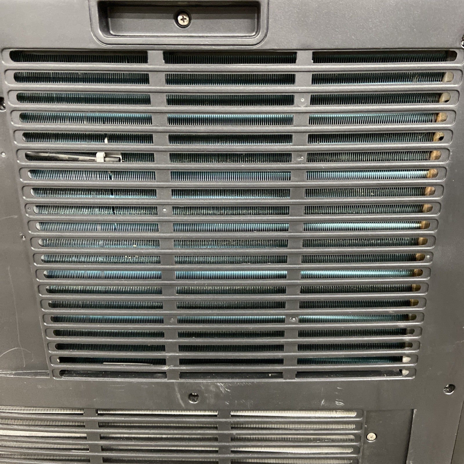 Tripp Lite SRCOOL12K Portable Air Conditioner 1400w - Parts or Repair