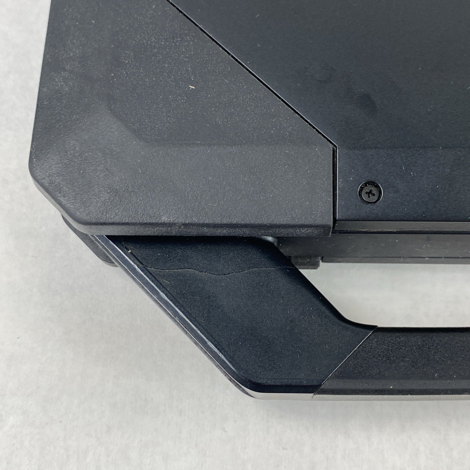 Dell Latitude 14 Rugged 5414 14" i5-6300U 2.4GHz 8GB RAM No Battery No HDD No OS