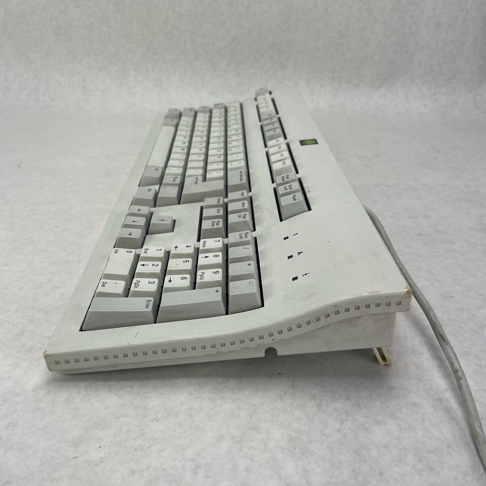 Zenith Data Systems Model:IB-0010 Keyboard6