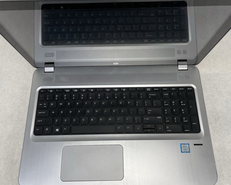 HP ProBook 450 G4 Core i5-7200U 2.50 GHz 8 GB RAM 15.6"  No HDD No OS No AC