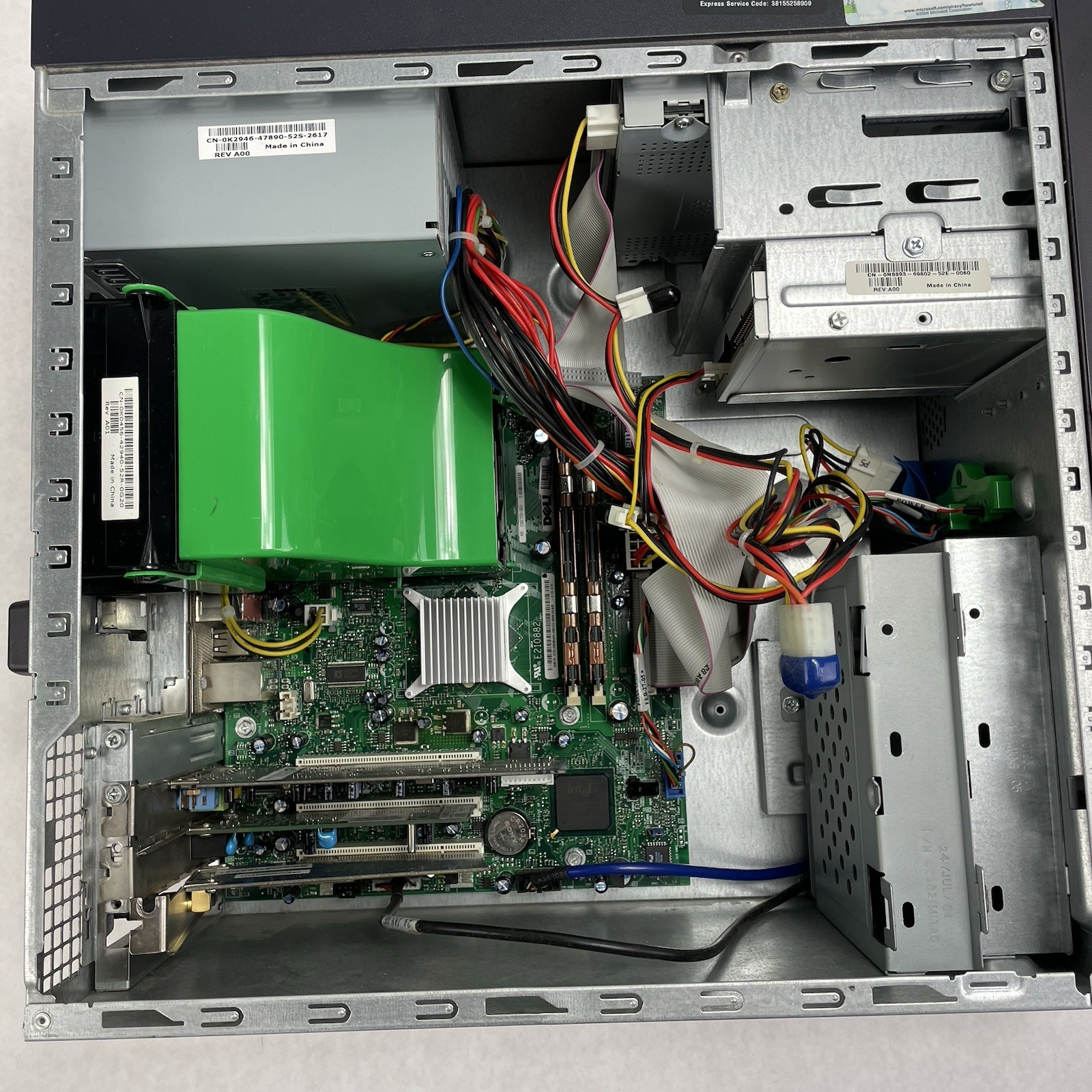 Dell Dimension 3000 MT Intel Pentium 4 3.00 GHz 1 GB Ram No HDD No OS