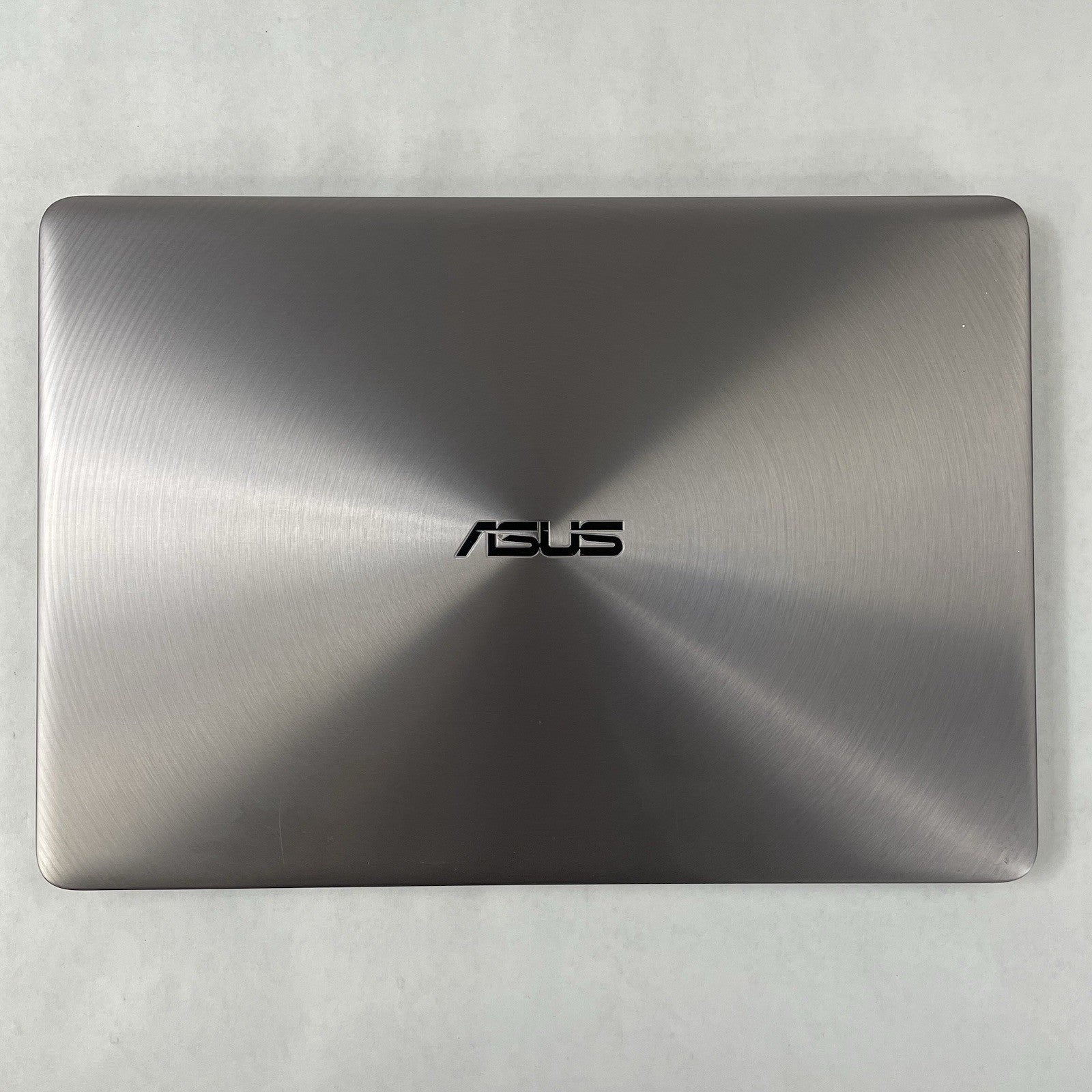 Asus UX410U 14" i7-8550 1.80 GHz 8 GB RAM No SSD/OS/AC/Battery11