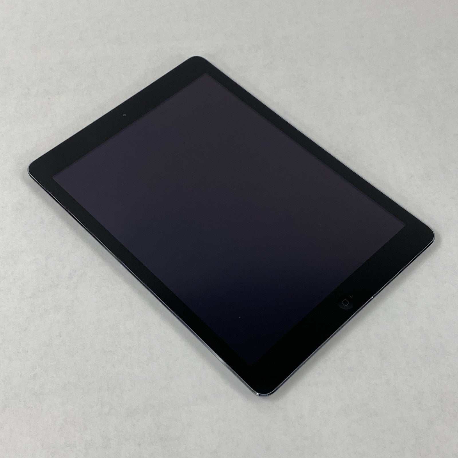 Apple iPad Air 1st Gen A1474 16GB Wi-Fi 9.7" Space Gray IOS 12.5.72