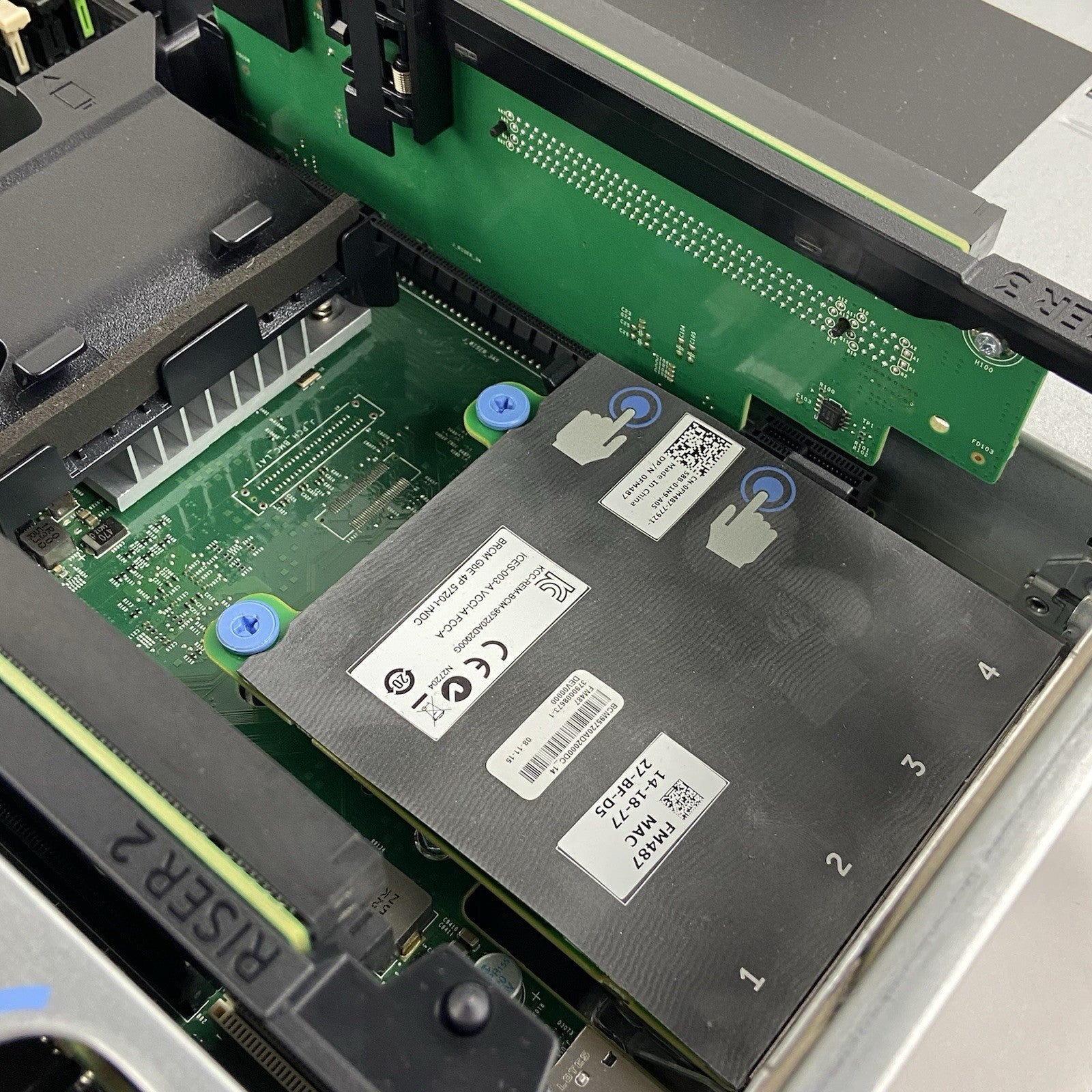 Dell Poweredge OEMR XL R730 2x E5-2620 V3 2.4 GHz 64 GB Ram H730P No OS No HDD16