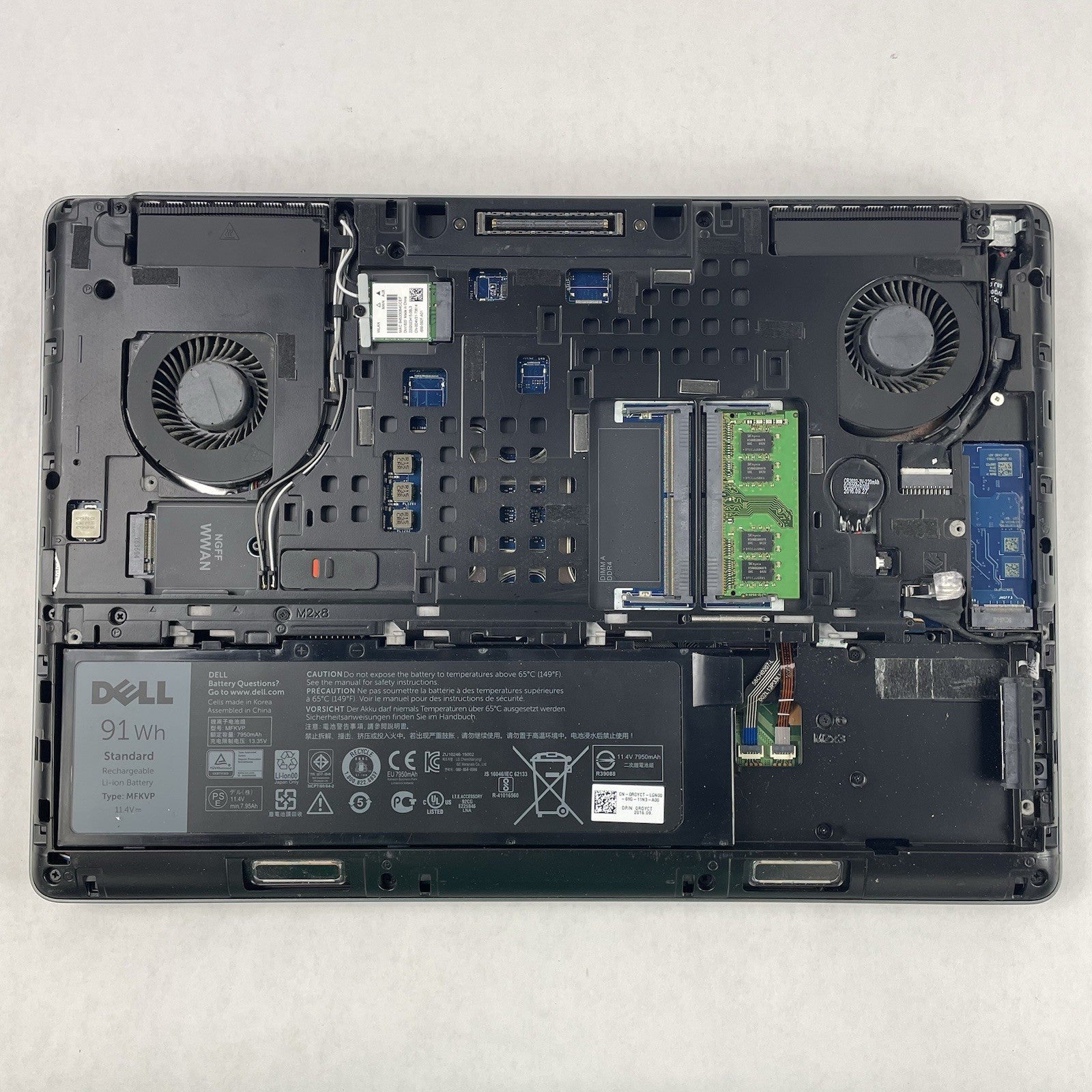 Dell Precision 7510 15.6" i7-6820HQ 2.70 GHz 8 GB RAM No SSD/OS/AC/Batt - READ14