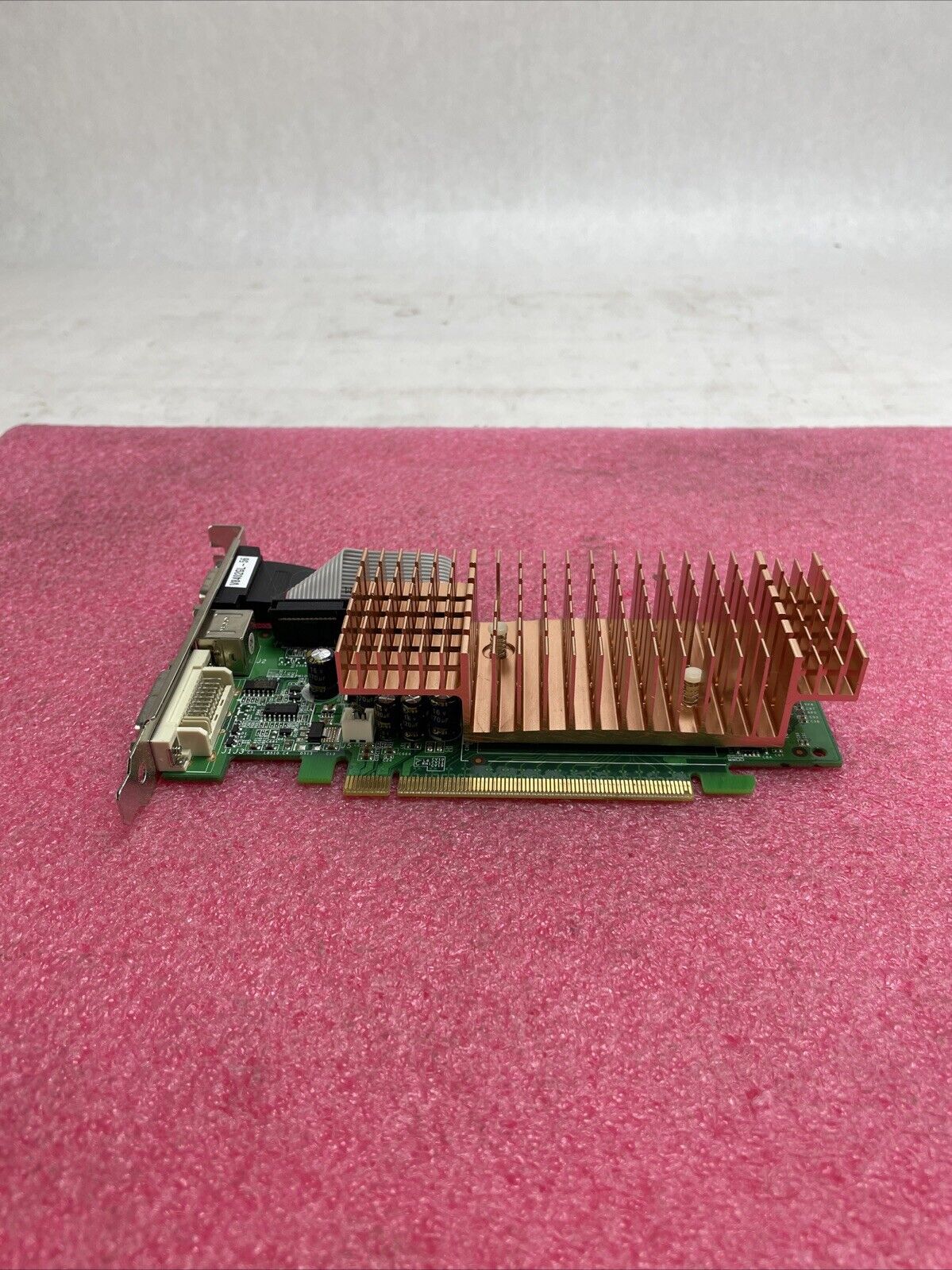 Nvidia 8400GS 512MB DDR2 BS40R PCIe Graphics Card