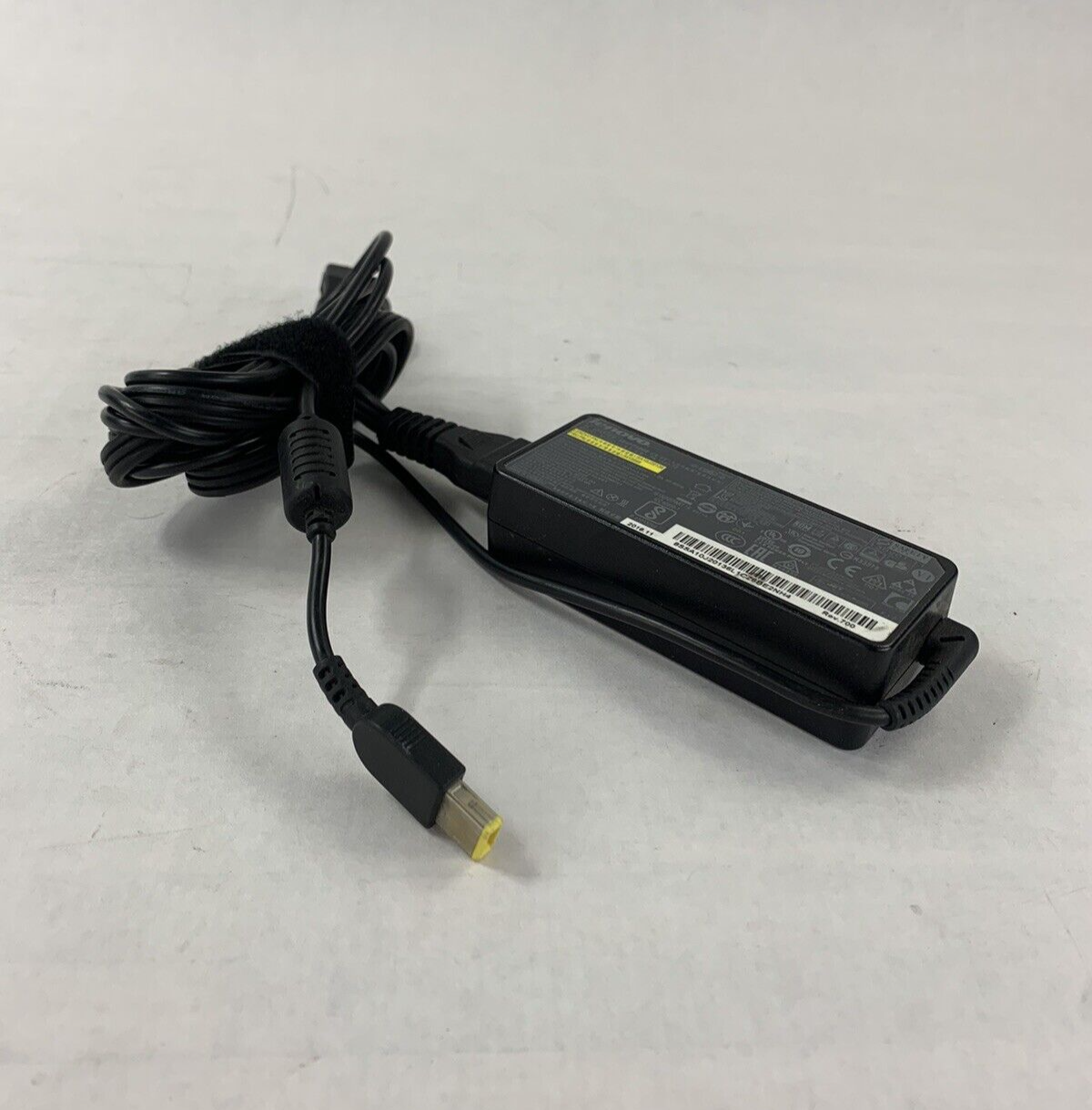 Lot of 2 LENOVO PA-1650-72-1650-72 Power Adapter