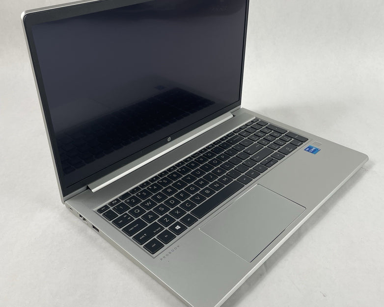 HP ProBook 450 G8 15.6" i5-1135G7 2.40 GHz 8 GB RAM Touchscreen No SSD/OS/AC