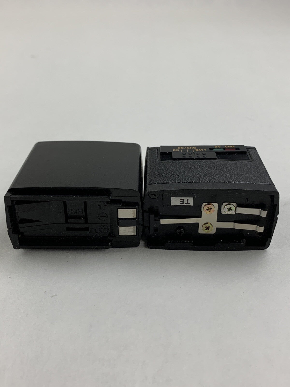 Heathkit Mobile Adapter Charger HWA 160 Input 10.5-16.5V Output 9 V and HWA-130