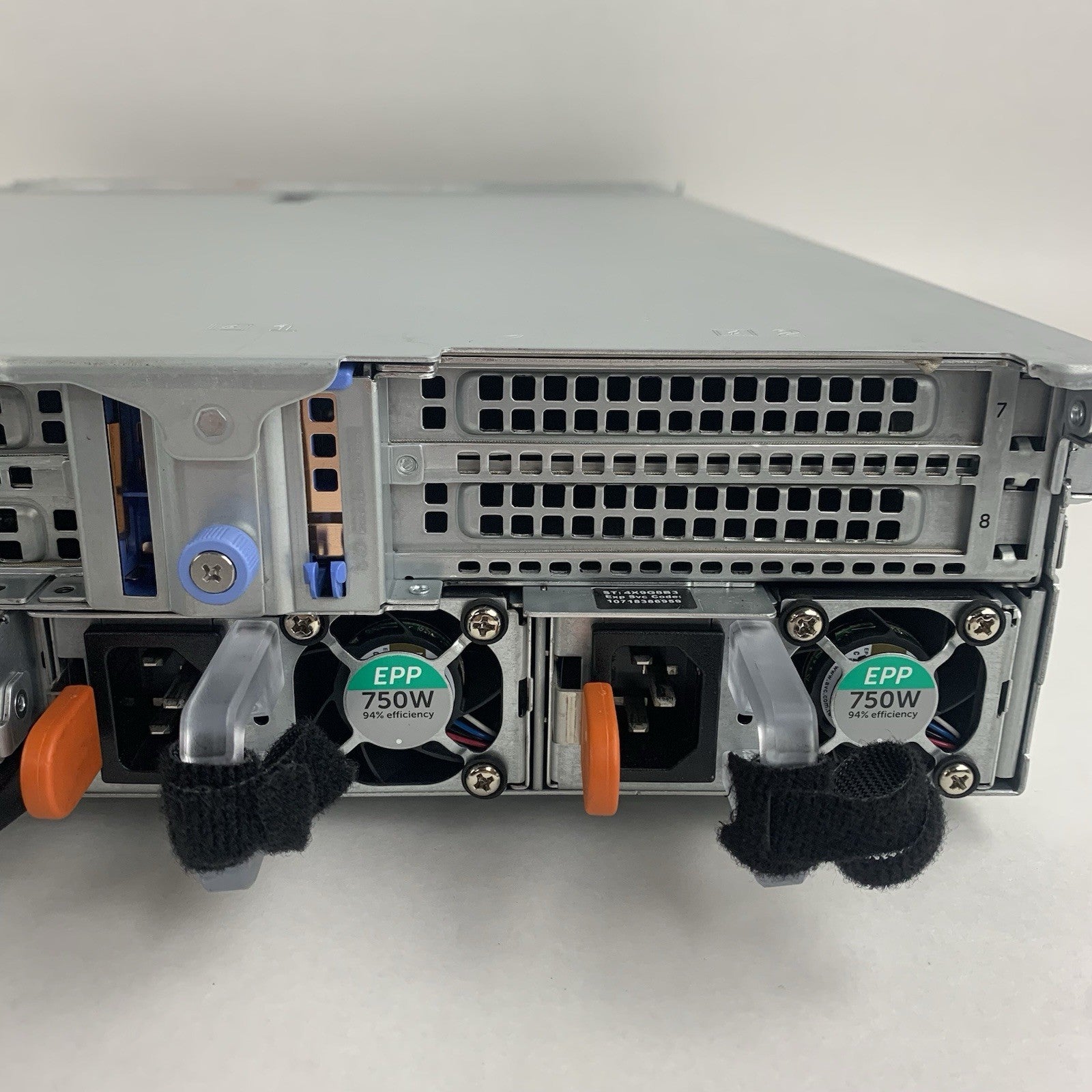 Dell PowerEdge R740 2x Xeon Silver 4114 2.20 GHz 64 GB RAM H740p No OS No HDD12