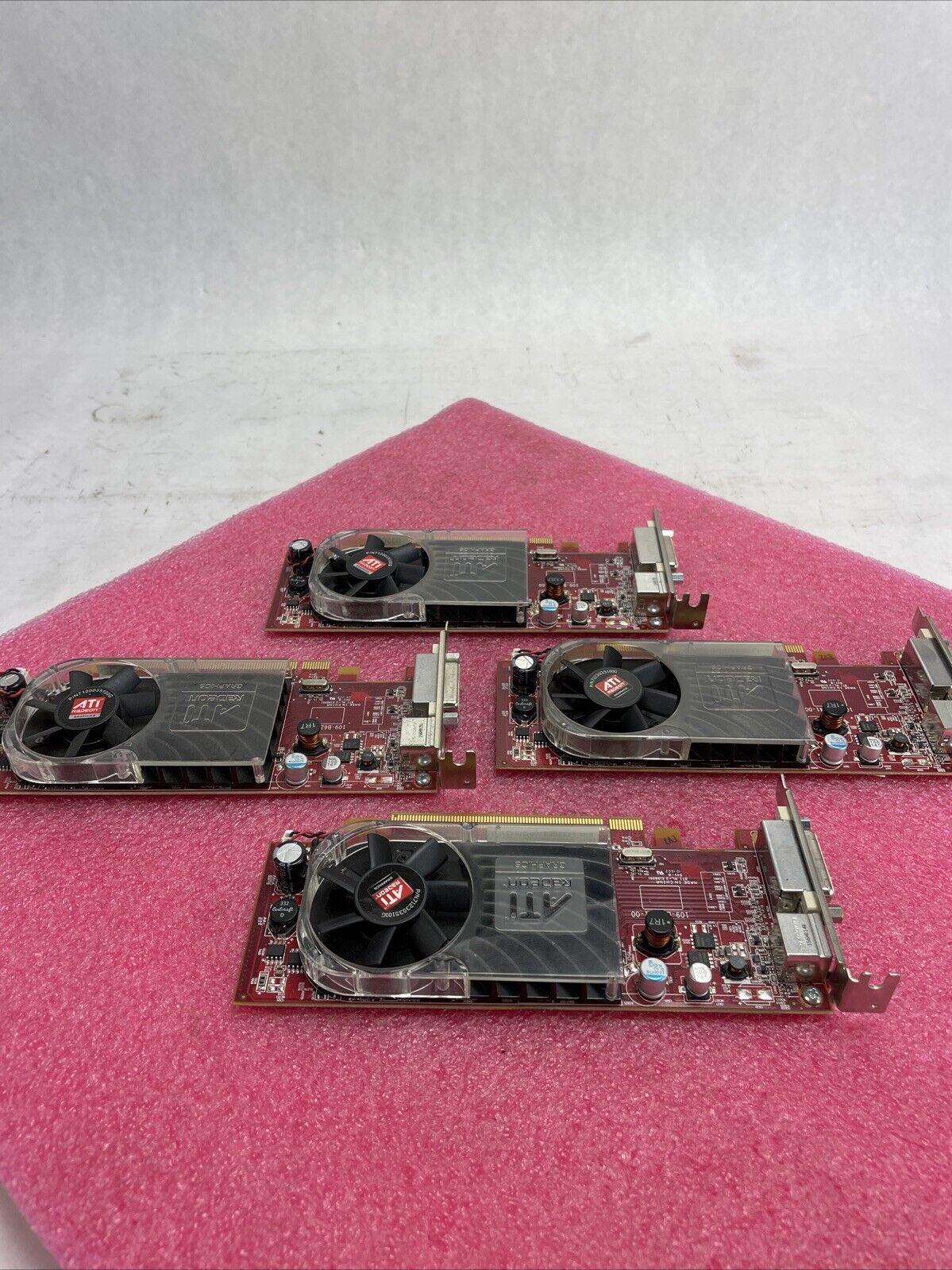 Lot of 4 AMD Radeon HD 2400XT Pro 256MB PCI-e ATI-102-B62902(B)