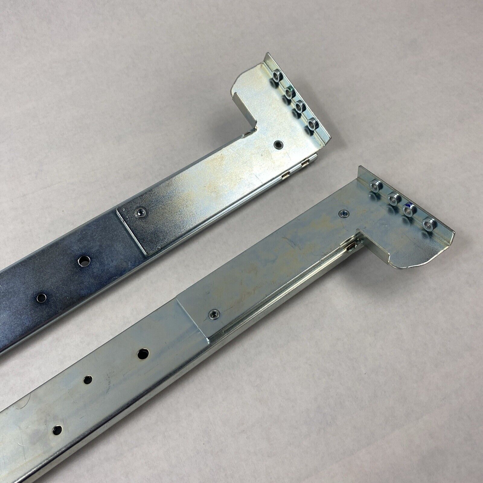 Unbranded L-4N344 / R-4N345 Left Right Server Rack Rail Set
