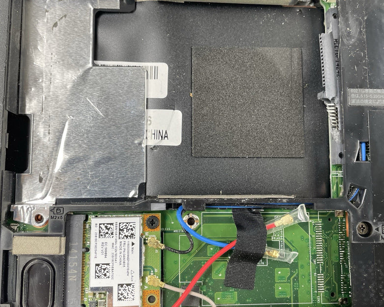 Lenovo ThinkPad X140e 11.6" AMD A4-5000 1.50 GHz 4 GB RAM No SSD/OS/AC