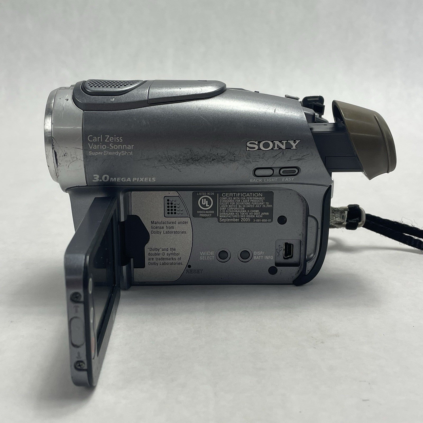 Sony Handycam DVD Camcorder DCR-DVD4033