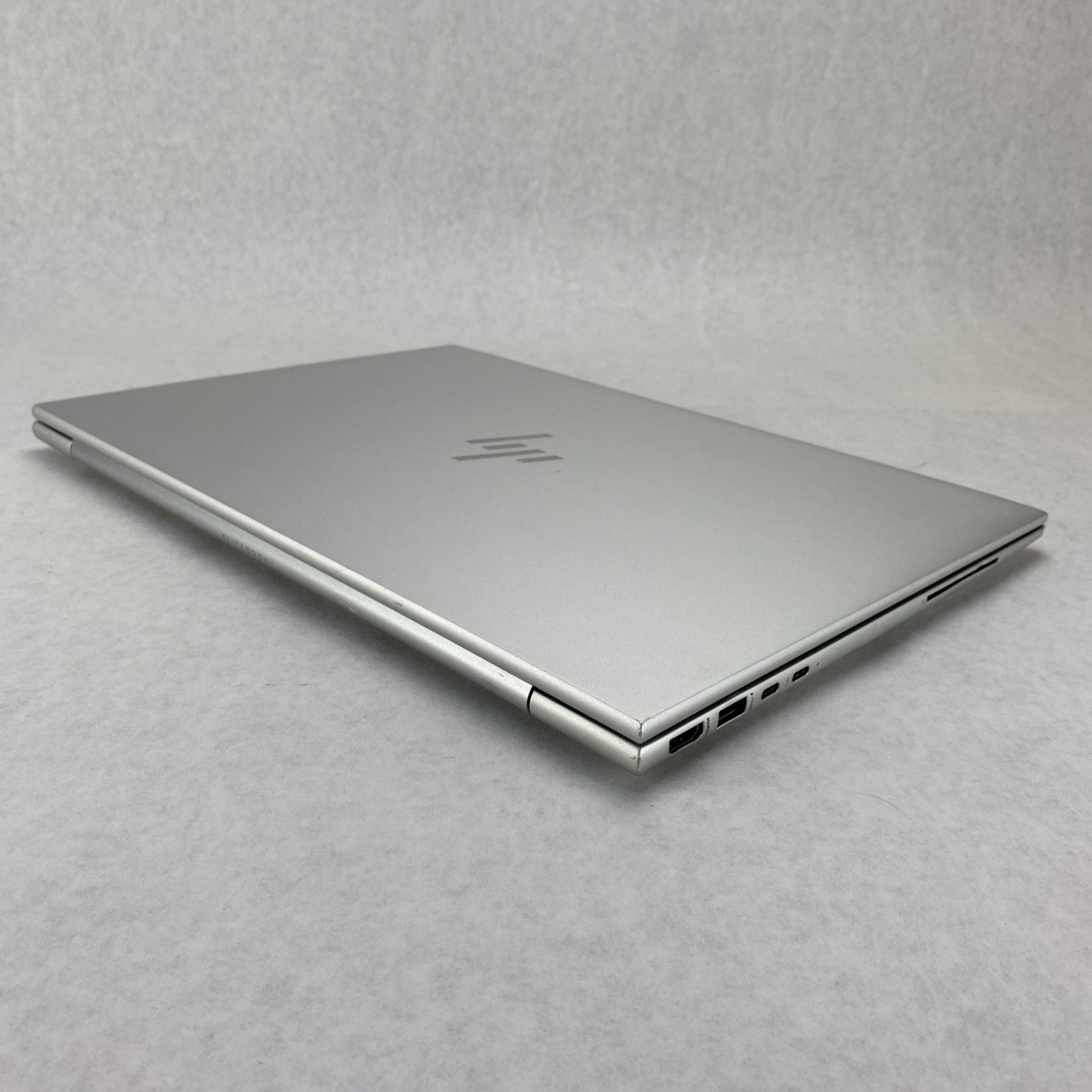 HP EliteBook 860 G9 16" Core i5-1245U 3.96 GHz 32GB RAM No SSD No OS