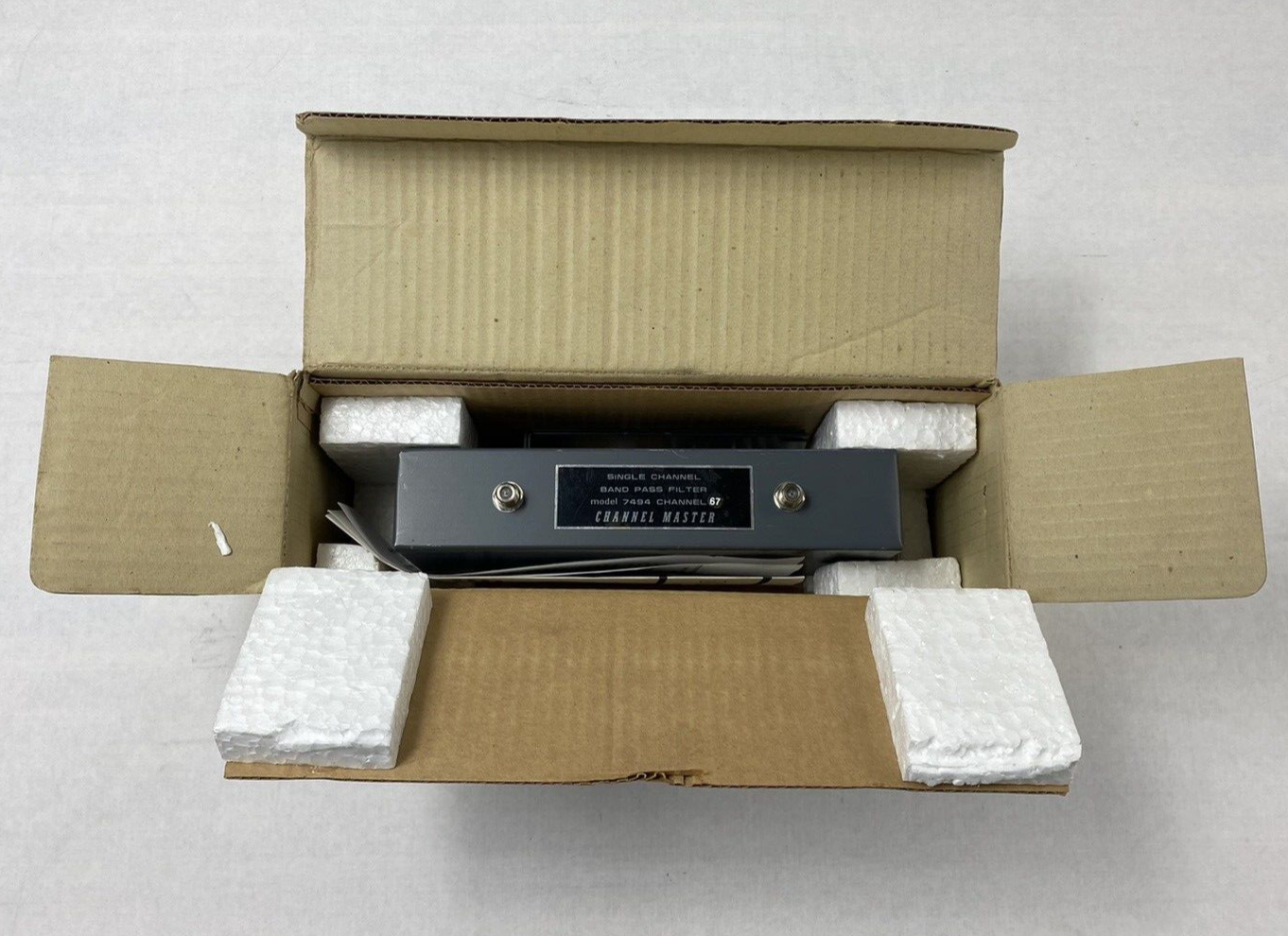 Channel Master MATV Systems Model 7494 Band Pass Filter UHF Band Channel 67