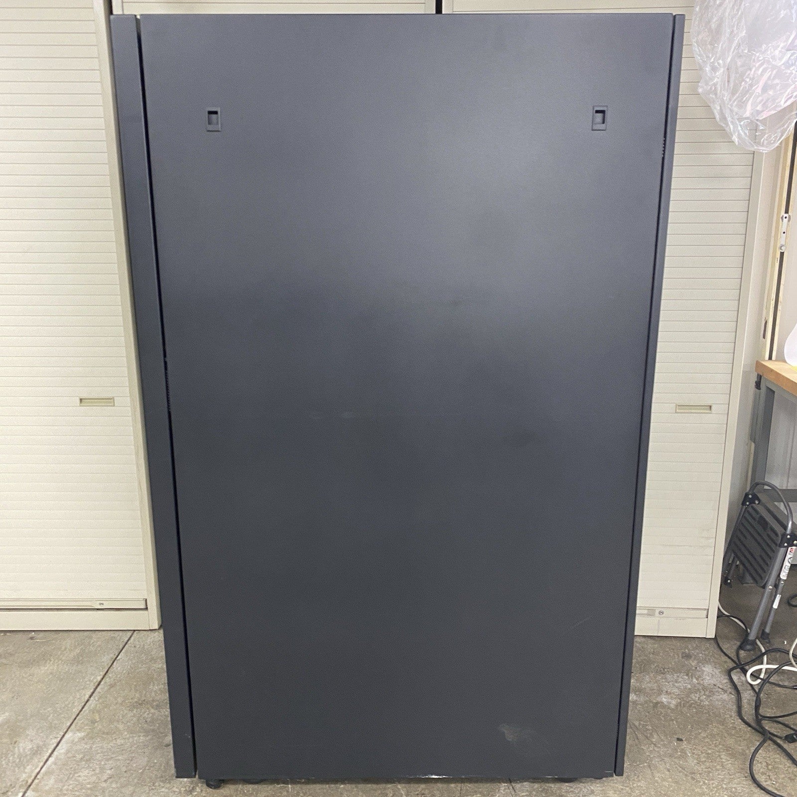 IBM 7014-T00 Enterprise 19" Rack Enclosure No Keys15