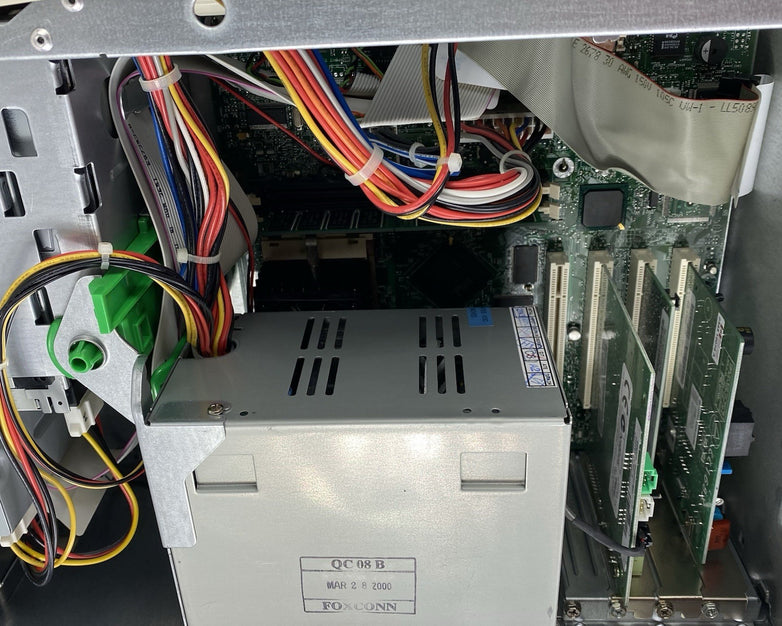 Dell Dimension L466CX Intel Celeron 466MHz 64MB RAM No HDD No OS