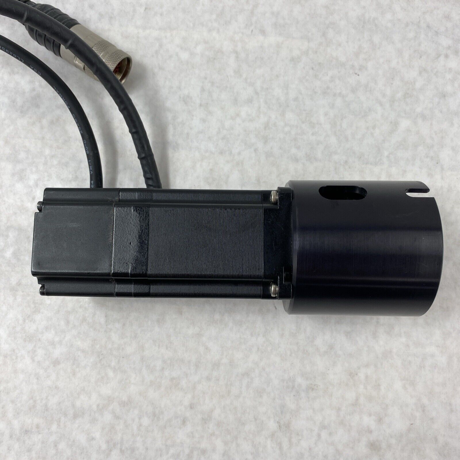 Industrial Indexing Systems ESM60A-C2 Servo Motor