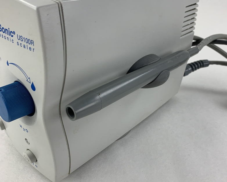 Coltene Whaledent BioSonic US100R 115T Dental Ultrasonic Scaler Powers On