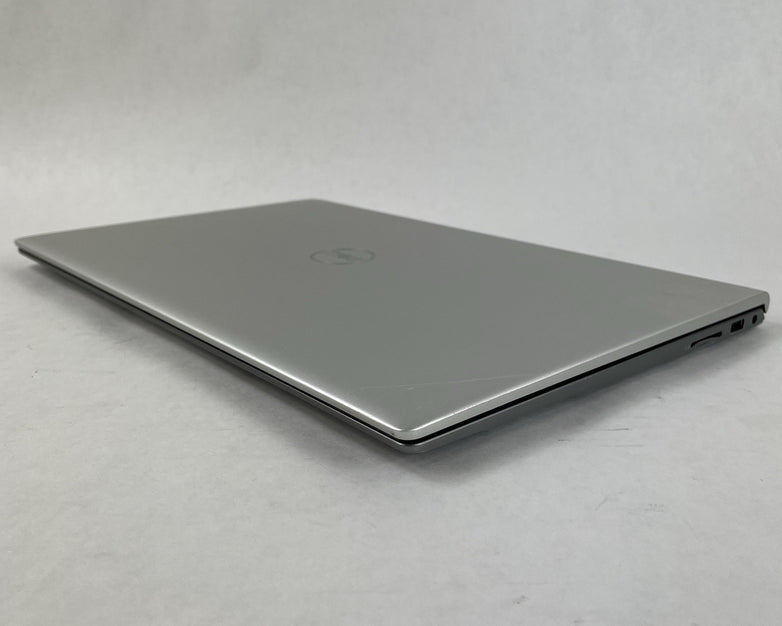 Dell Inspirton 15 5510 15.6" i5-11320H 3.20GHz 8GB RAM No SSD/OS/AC - Bad Bottom
