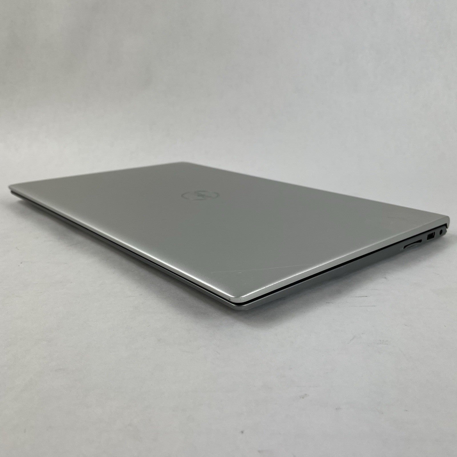 Dell Inspirton 15 5510 15.6" i5-11320H 3.20GHz 8GB RAM No SSD/OS/AC - Bad Bottom12