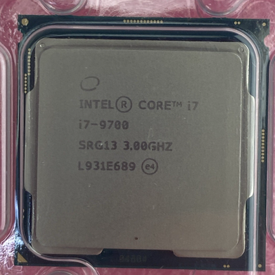 Intel Eight Core i7-9700 CPU Processor 3.0GHz LGA1151 SRG13 Tested