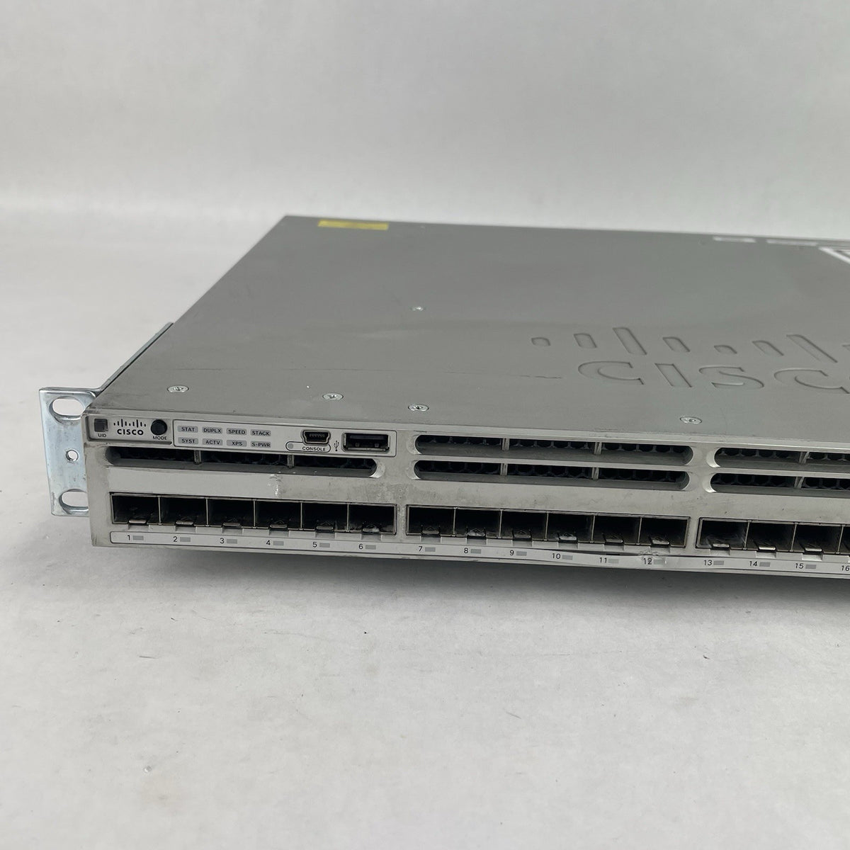 Cisco Catalyst WS-C3850-24XS-S V02 24 Port 1X PSU 24x SFP+ Switch - Tested3