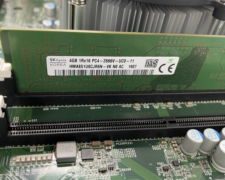 Dell Optiplex 3050 SFF i5-7500 2.40 GHz 4 GB No HDD/OS/Antenna - Bad USB Ports