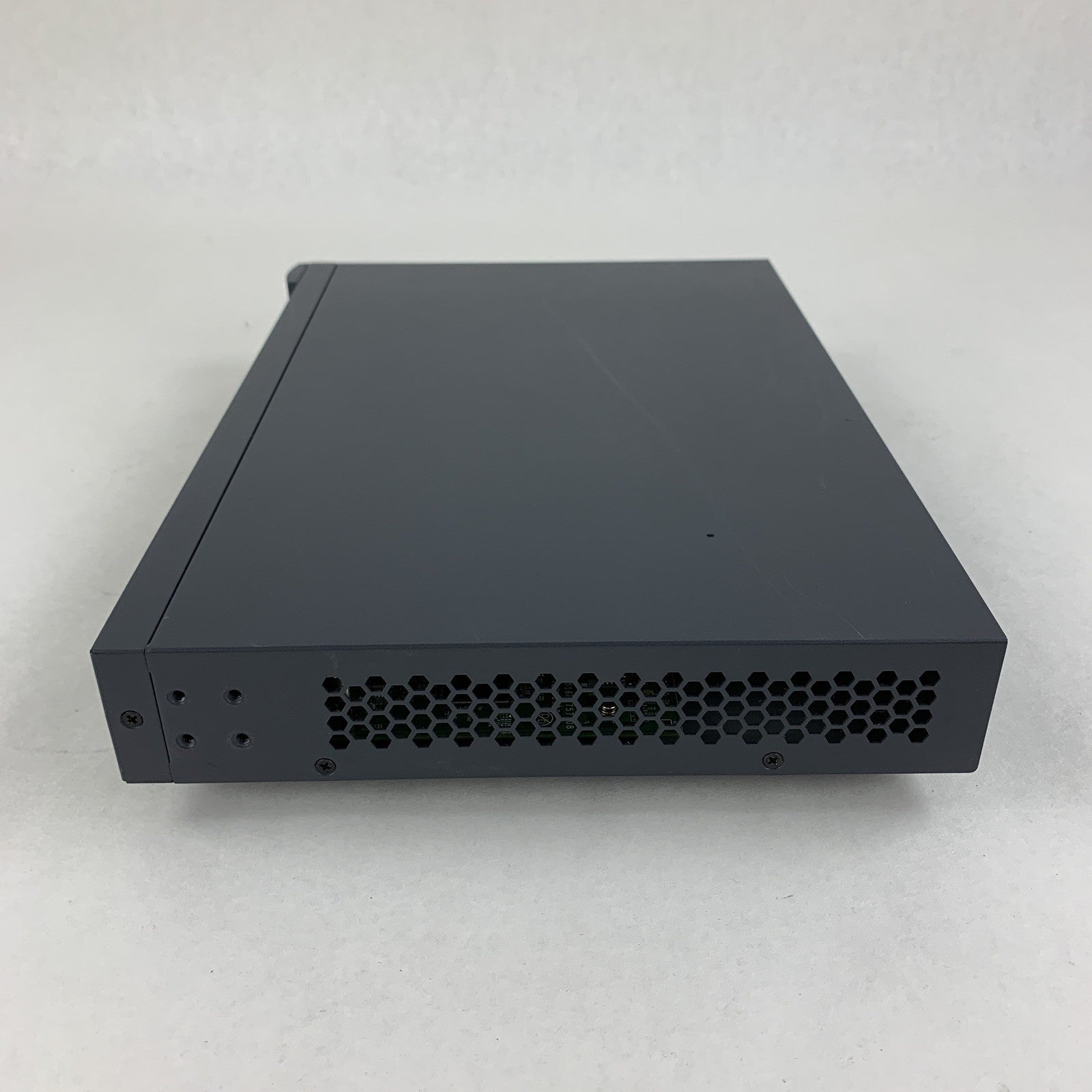 EnGenius EGS5110P 8 port Gigabit PoE Smart Switch Tested Reset