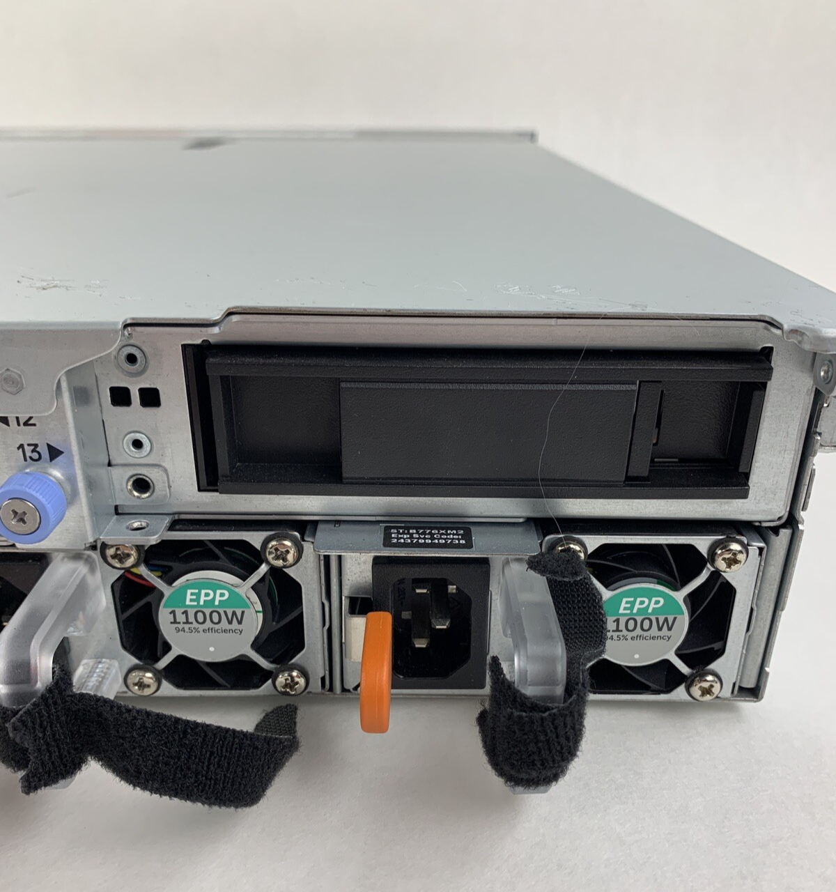 Dell  VxRail S570 Server 2x Gold 5118 2.3 GHz 384 GB RAM HBA330 No OS No HDD