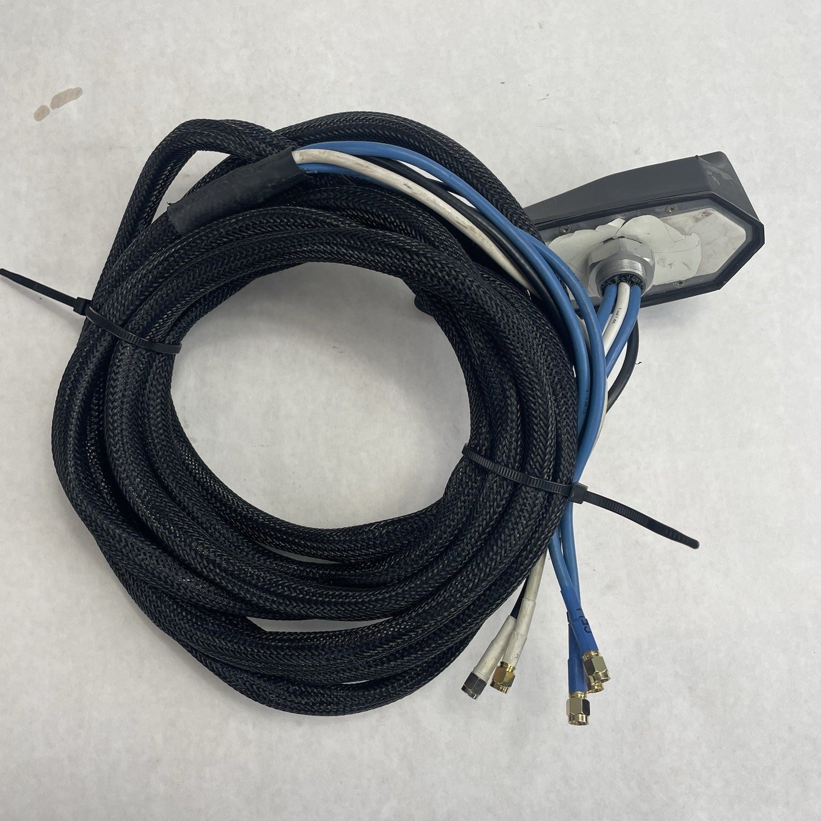 Antenna Module Black Braided Cable