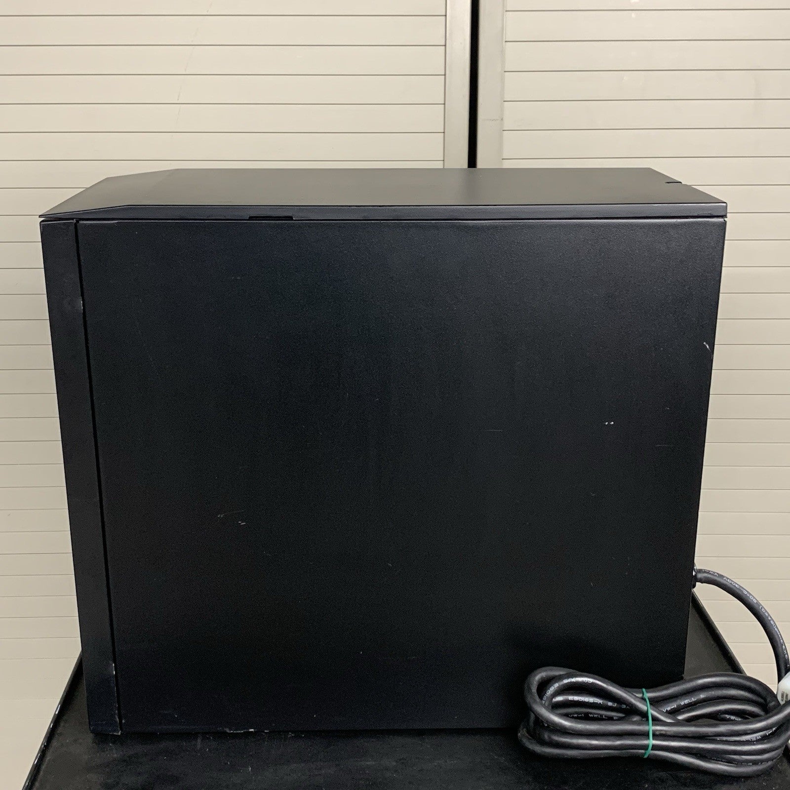 APC Smart-UPS SUA2200XL 2200VA UPS 120V 5U Tower Rack Tested No Batteries10