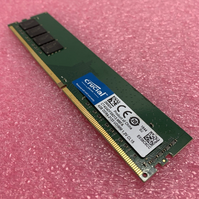Crucial CT4G4DFS8213.M8FA 4GB DDR4 SDRAM Memory Stick