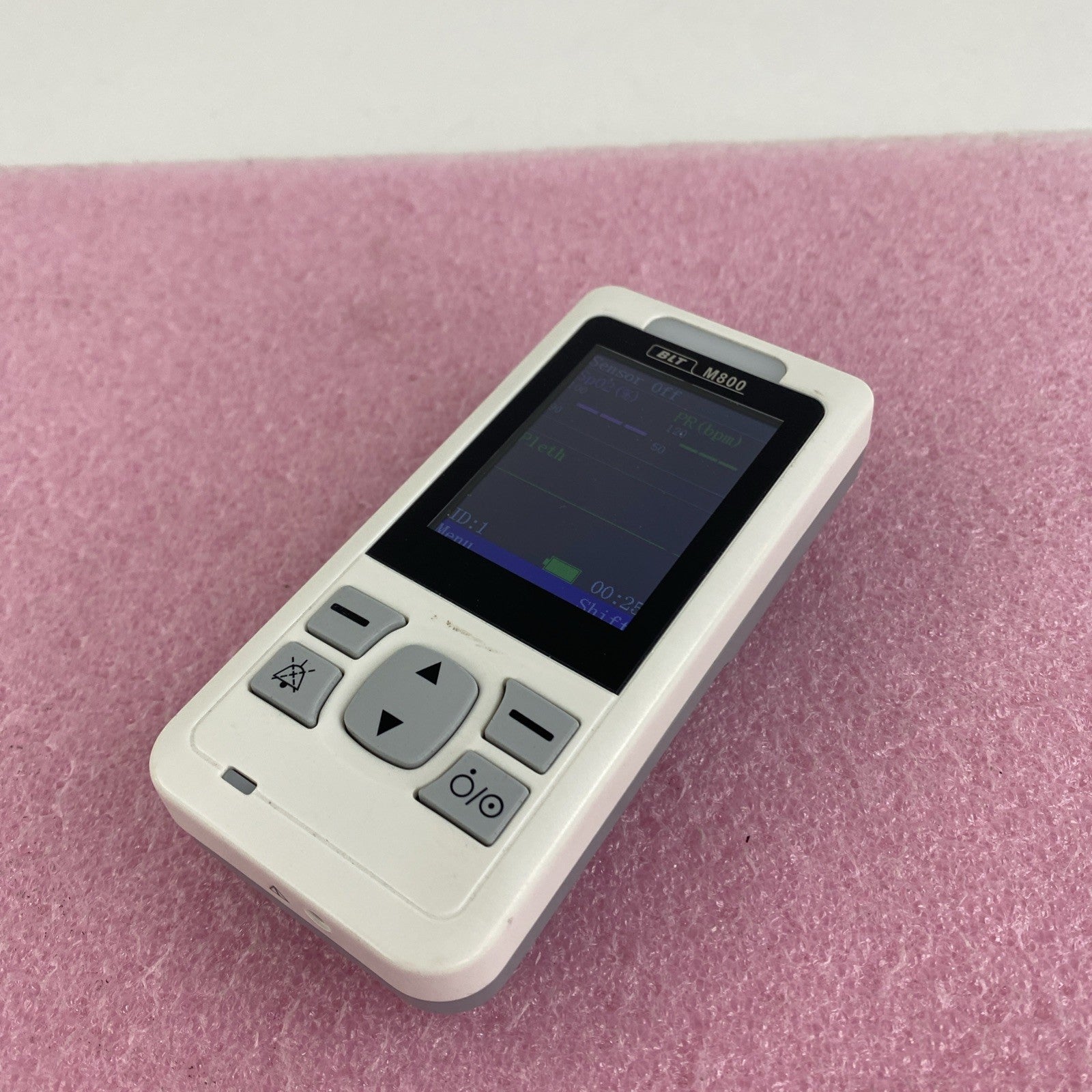 BLT M800 Handheld Pulse Oximeter Power Tested0