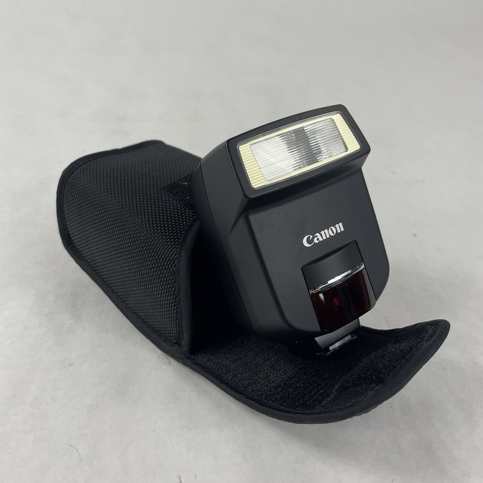 Canon Speedlite 220EX Shoe Mount External Flash w/ Soft Case Untested0